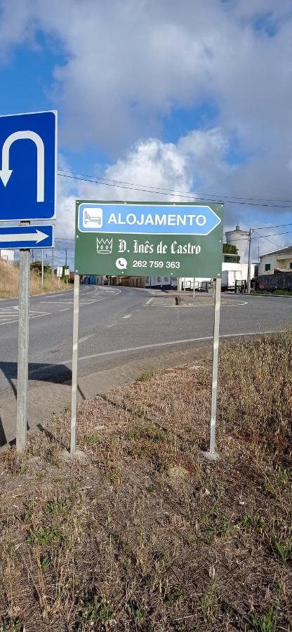 Alojamento Dona Ines De Castro Atouguia Da Baleia Esterno foto